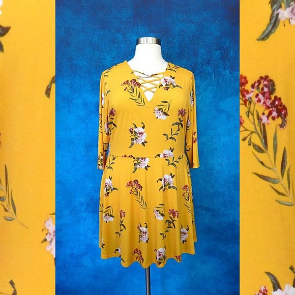 NWT Rue Yellow Floral Dress Size 3X - Picture 2 of 8